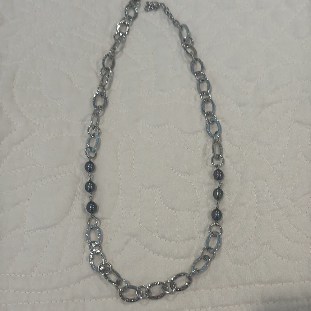 Elegant Silver (Steel) Chain Necklace - Picture 4 of 4